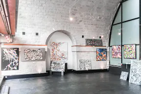 Pop-Up Space in Busy Gare de Lyon - Image 3