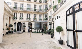 Showroom in Champs Elysées - Image 2