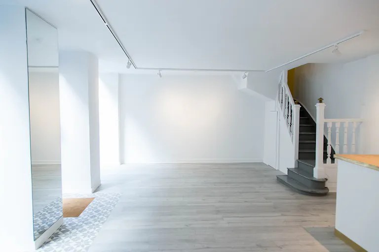 Premium Showroom in Le Marais - Image 3