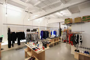 Pop-Up Shop Space in Le Marais - Image 5