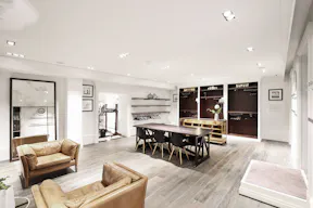 Beautiful Showroom in Madeleine - Image 1