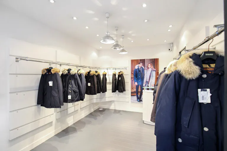 Pop-Up Shop Close to Victor Hugo - Image 2