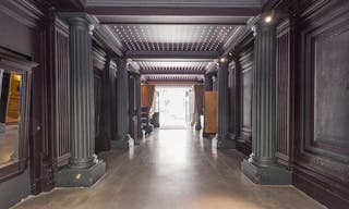 Incredible Showroom in Opera - Image 4