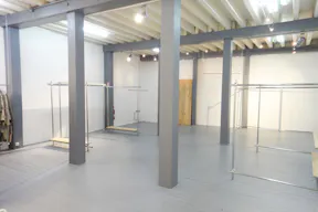 Pop-Up Retail Space in Le Marais - Image 2