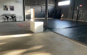 Flex Studio with high ceilings in Little Haiti - Image 3