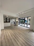 Elegant Space in Le Marais - Image 1