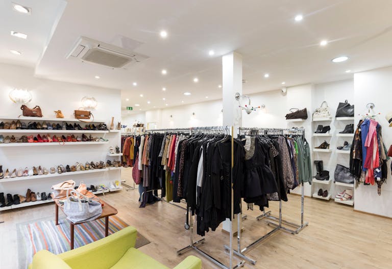 Le Marais Pop-Up Retail Space - Image 3