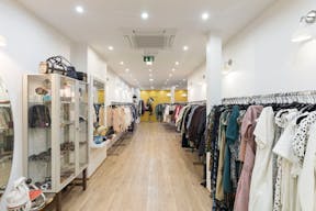 Le Marais Pop-Up Retail Space - Image 4