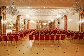 Unique Space Close Champs-Elysées - Image 1