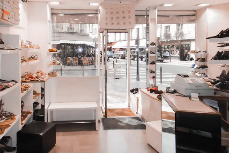 Retail Space in Saint-Placide - Image 0