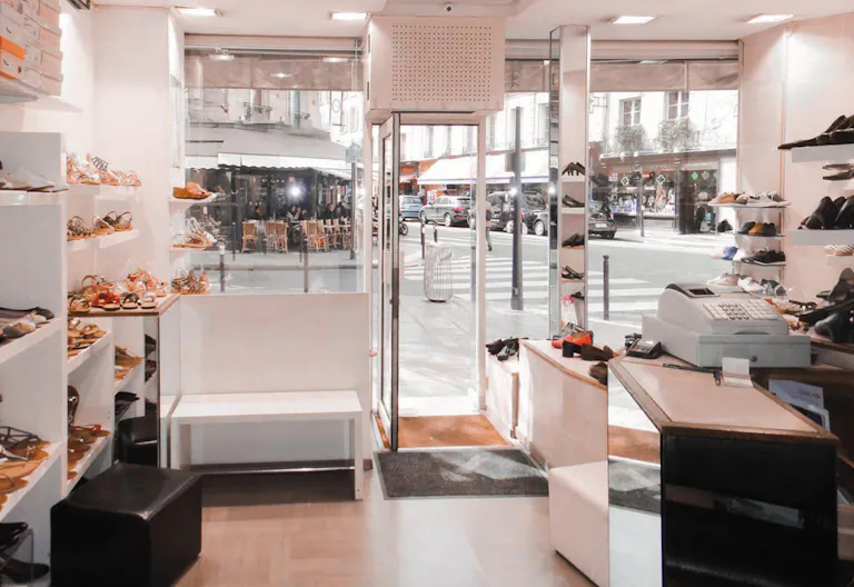 Retail Space in Saint-Placide - Image 0