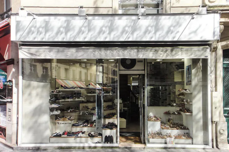 Retail Space in Saint-Placide - Image 3