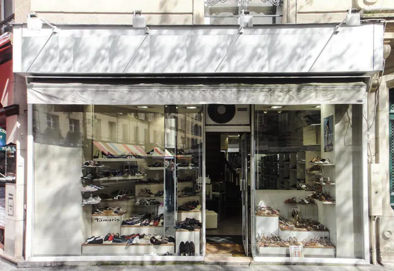Retail Space in Saint-Placide - Image 3