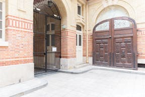 Flexible Unique Space in Le Marais - Image 2