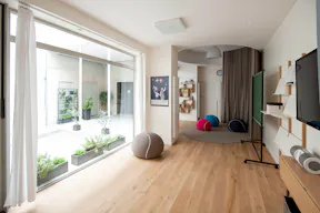 Pop-Up Boutique in Paris 7th - Image 0