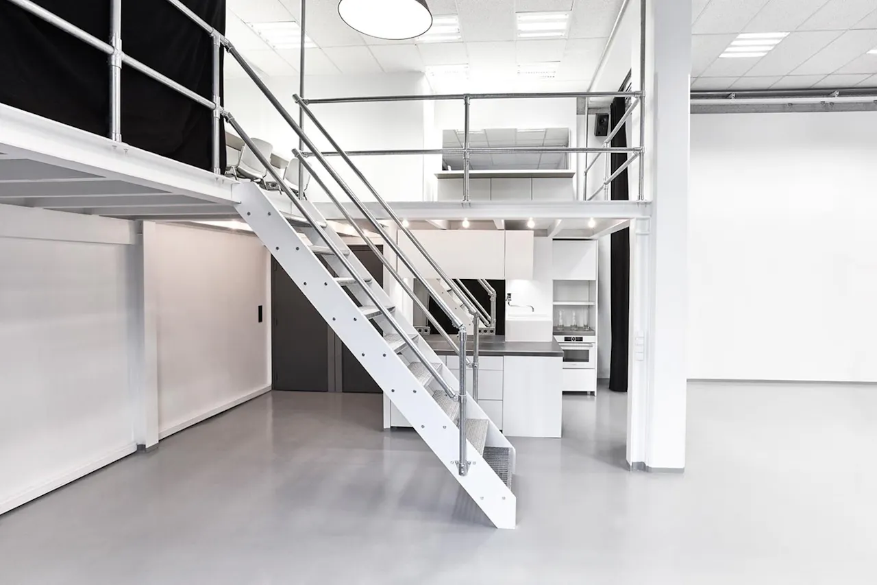 Studio Space Close to Bastille - Image 2