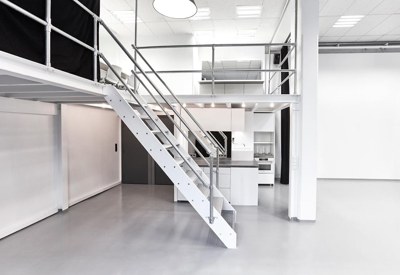 Studio Space Close to Bastille - Image 2