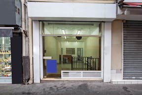 Bright Shop Near Gare de Nord - Image 3