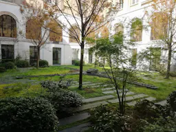Unique Space in Faubourg-du-Roule - Image 5