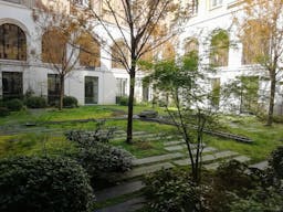 Unique Space in Faubourg-du-Roule - Image 5