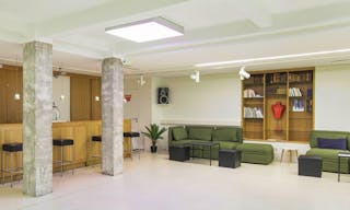 Unique Space in Faubourg-du-Roule - Image 6