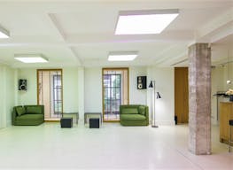 Unique Space in Faubourg-du-Roule - Image 7