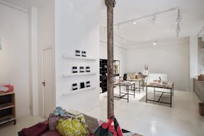 Beautiful Le Marais Retail Space - Image 1