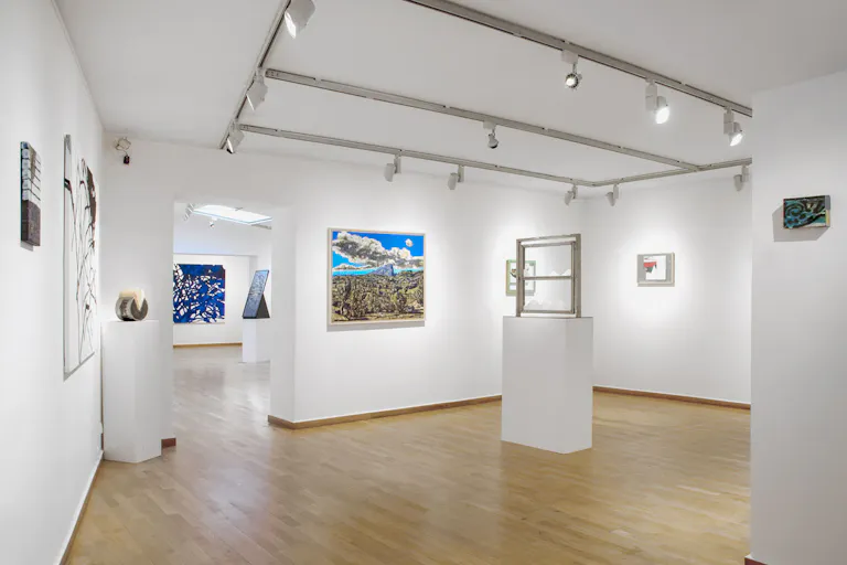 Saint Germain des Prés Art Gallery - Image 0