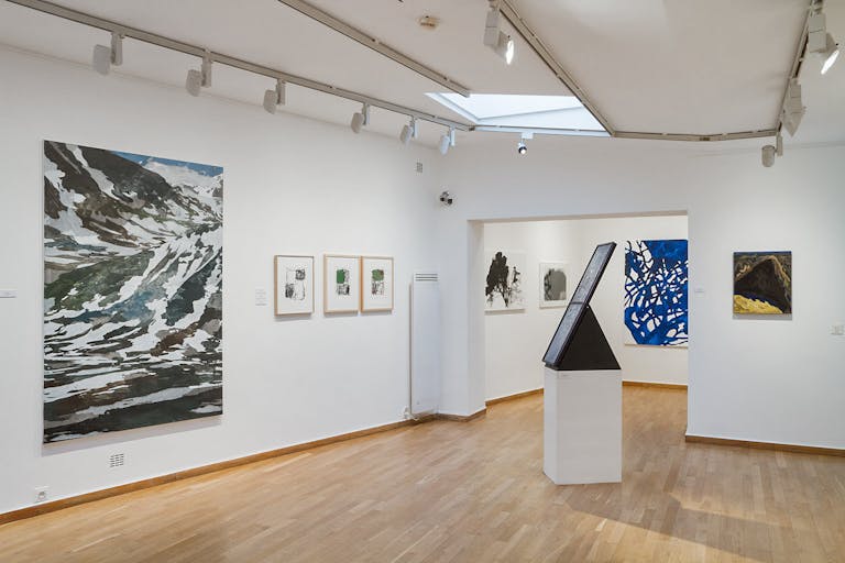 Saint Germain des Prés Art Gallery - Image 2