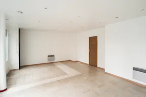 Retail Space in Popular Mouffetard - Image 1