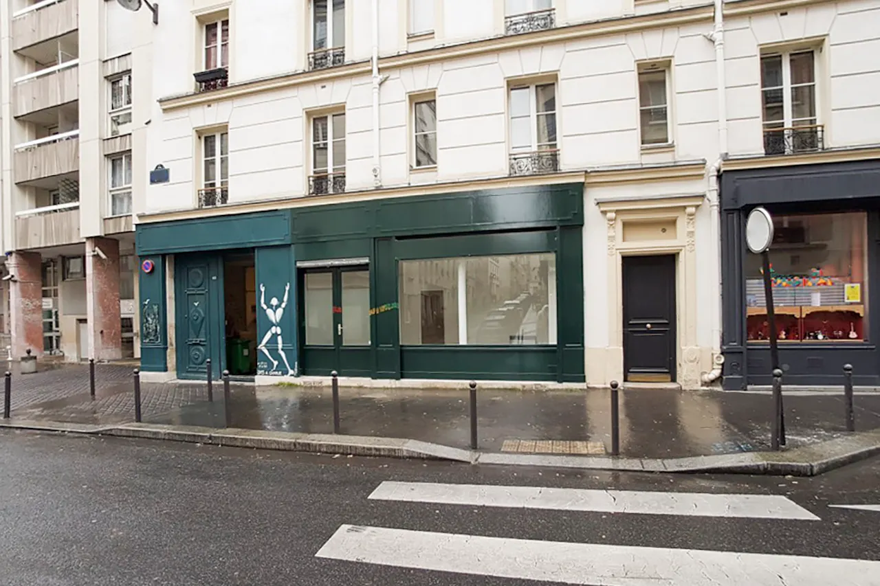 Retail Space in Popular Mouffetard - Image 2