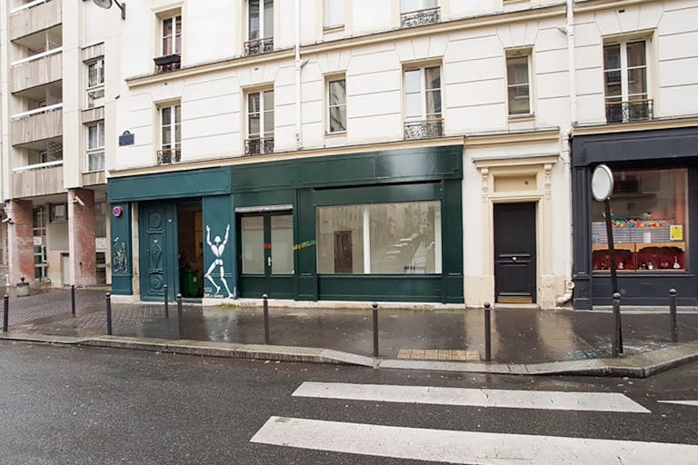 Retail Space in Popular Mouffetard - Image 2