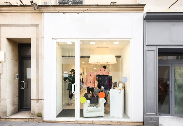Premium Sentier Pop-Up Store - Image 2