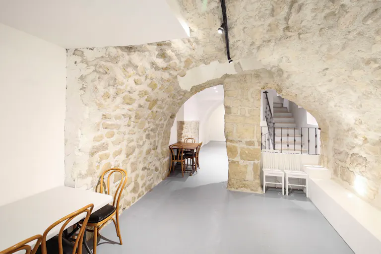 Pop-Up Store in Louvre-Rivoli - Image 3