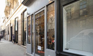 Cozy Le Marais Pop-Up Boutique - Image 2