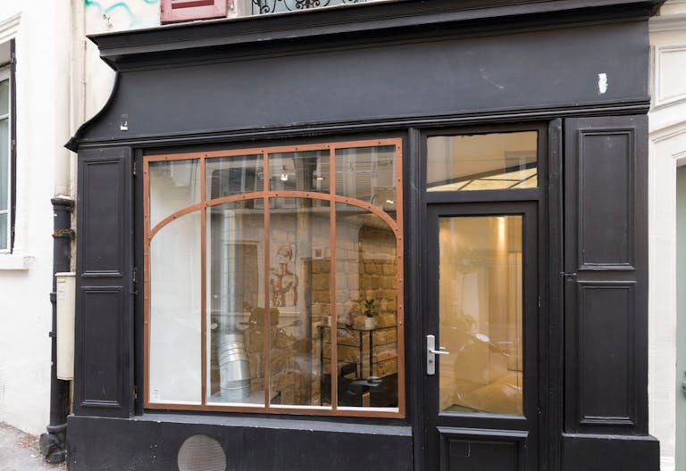 Pop-Up Store in Montmartre - Image 0