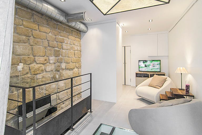 Pop-Up Store in Montmartre - Image 1