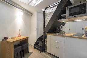 Pop-Up Store in Montmartre - Image 2