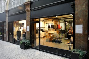 Premium l'Opéra Boutique - Image 0