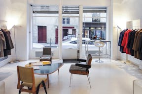 Charming Palais Royal Pop-Up Shop - Image 0