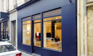 Charming Palais Royal Pop-Up Shop - Image 2