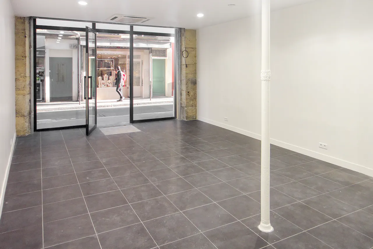 Minimal Shop in Réaumur Sébastopol - Image 0