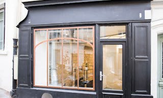 Cozy Boutique Shop in Montmartre - Image 0