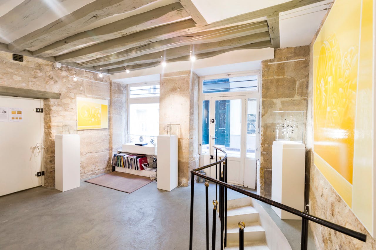 Pop-Up Gallery Near Mabillon - Image 0