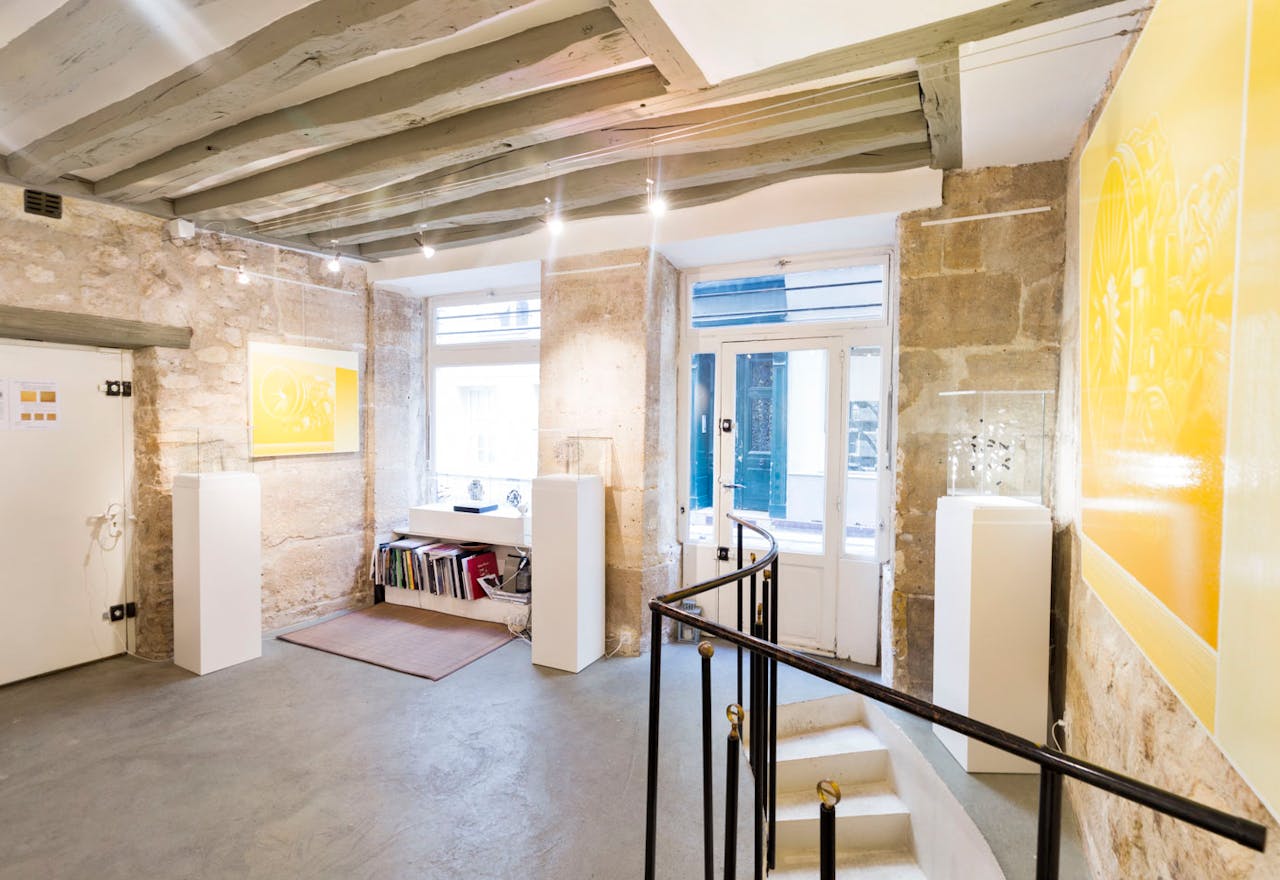 Pop-Up Gallery Near Mabillon - Image 0