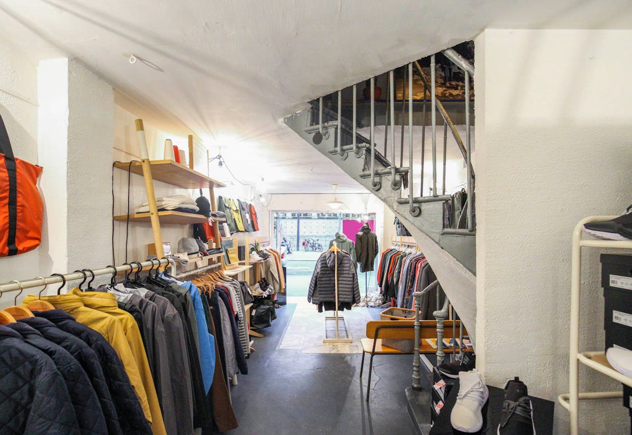 Pop-Up Boutique in Haut Marais - Image 1