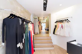Charming Palais Royal Boutique - Image 0