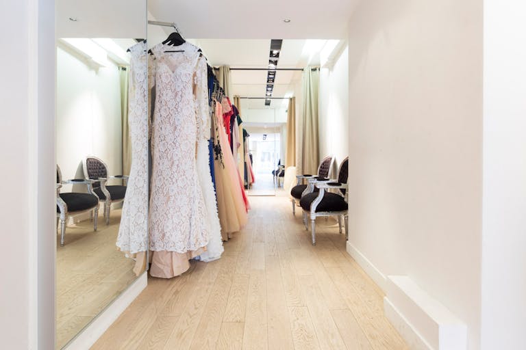 Charming Palais Royal Boutique - Image 1