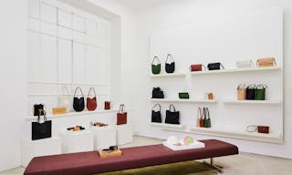 Bright Showroom near Porta Venezia - Image 1