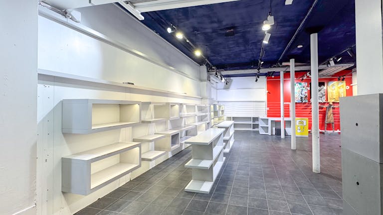 Showroom Marais 200m² - Image 1